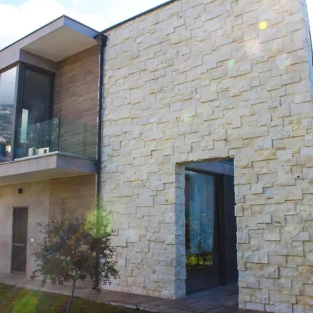 Olea Residence, Lemon Tree *
